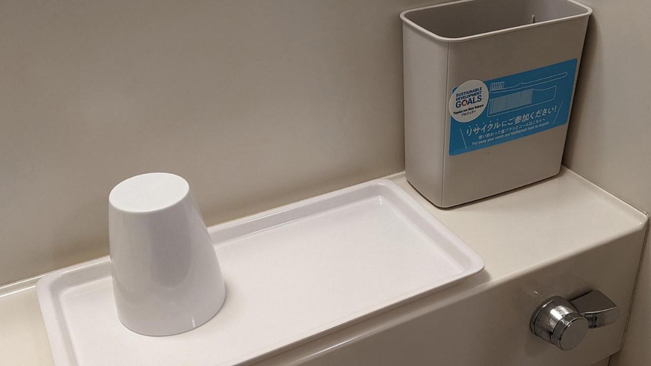 Toyoko Inn Hiroshima-Eki Shinkansen-Guchi No.2 Екстер'єр фото
